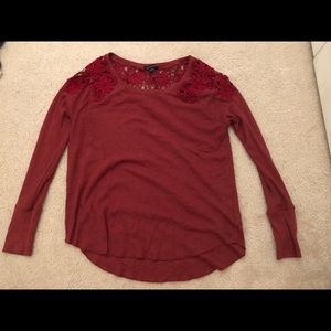 American eagle long sleeved shirt